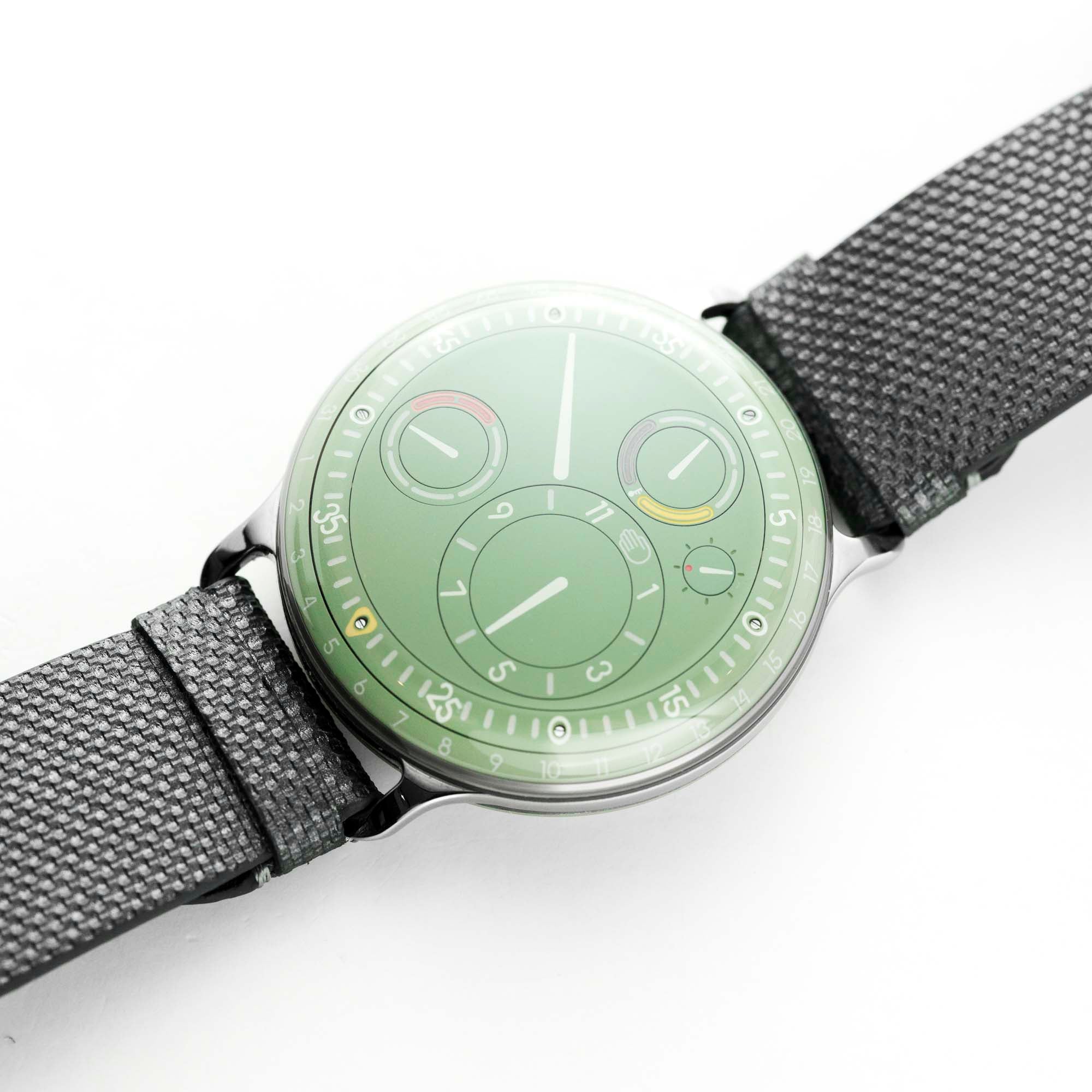 Ressence Type 3, 3 EE