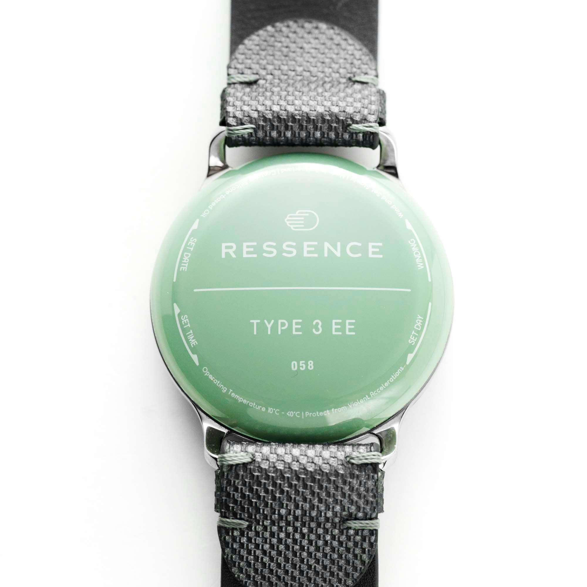 Ressence Type 3, 3 EE