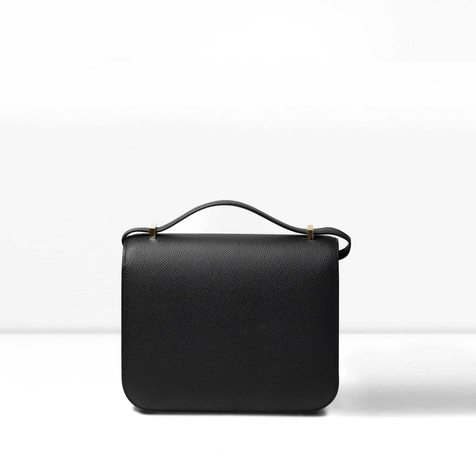 Hermès Constance 18