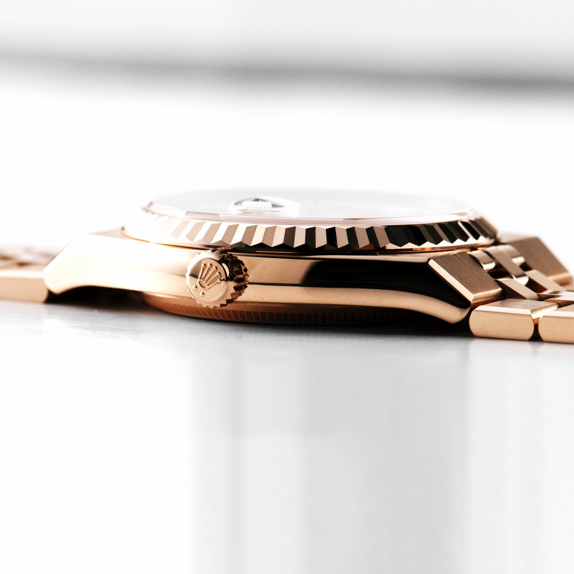 Land Dweller, 127235