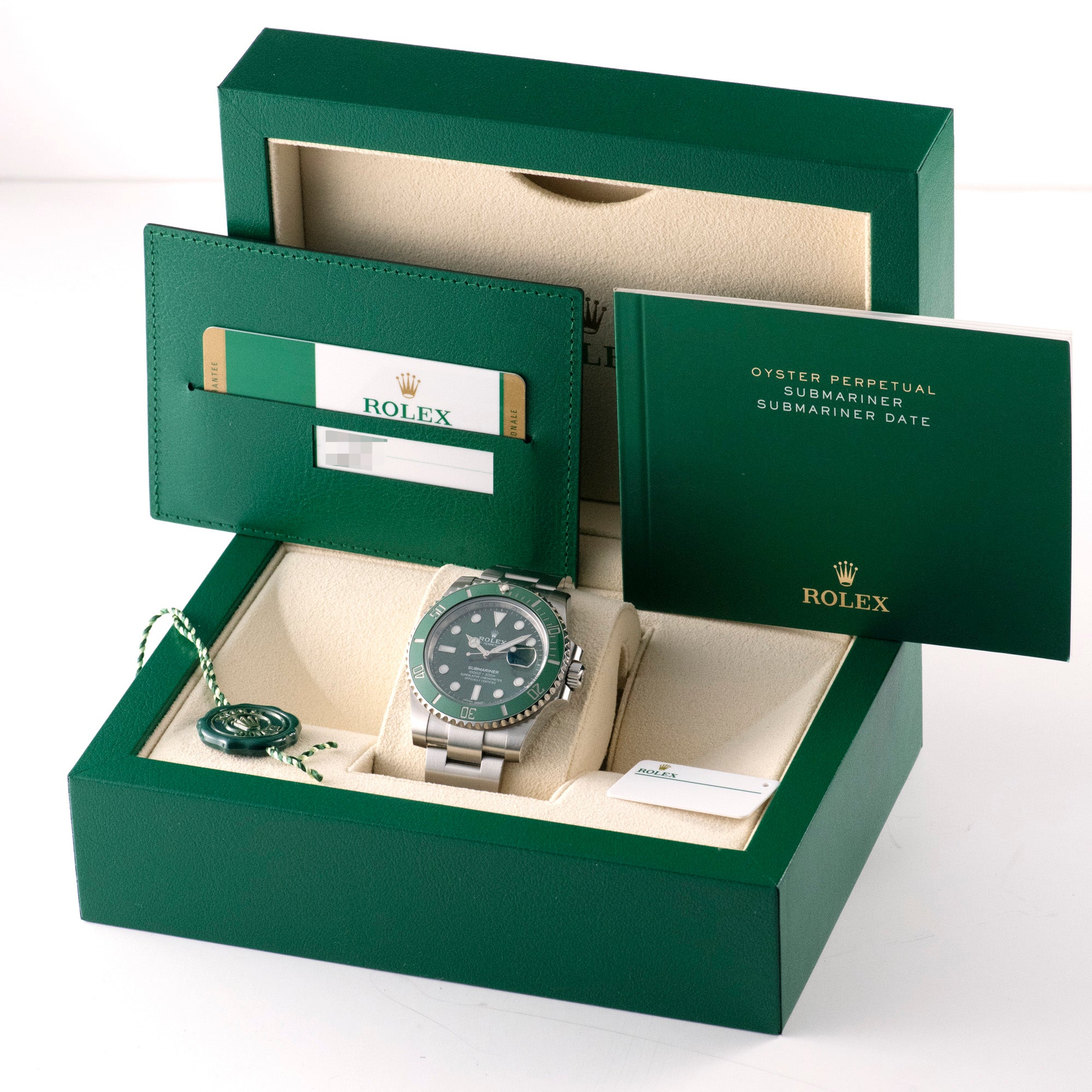 Submariner 'Hulk', 116610LV-0002