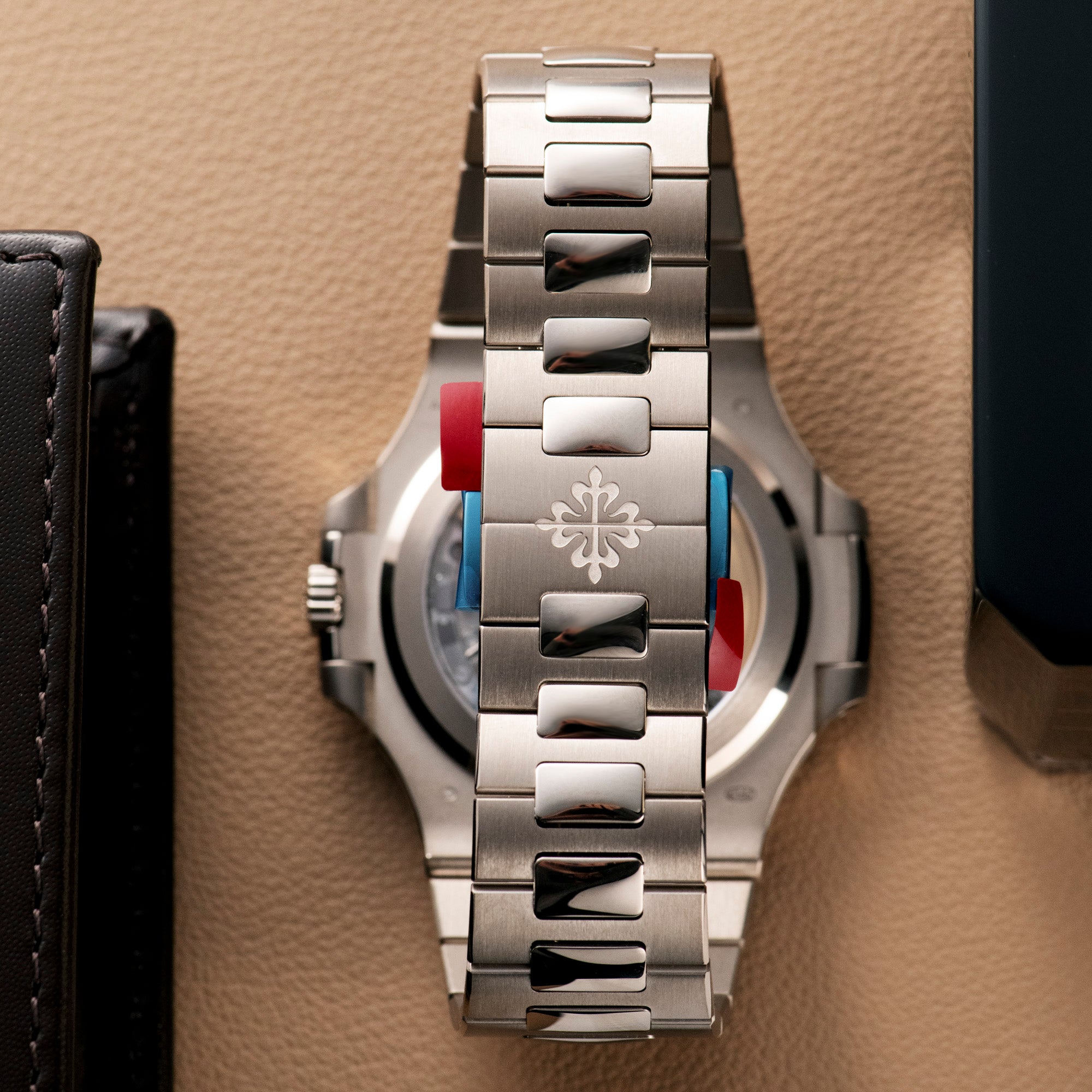 Nautilus, 5811/1G-001