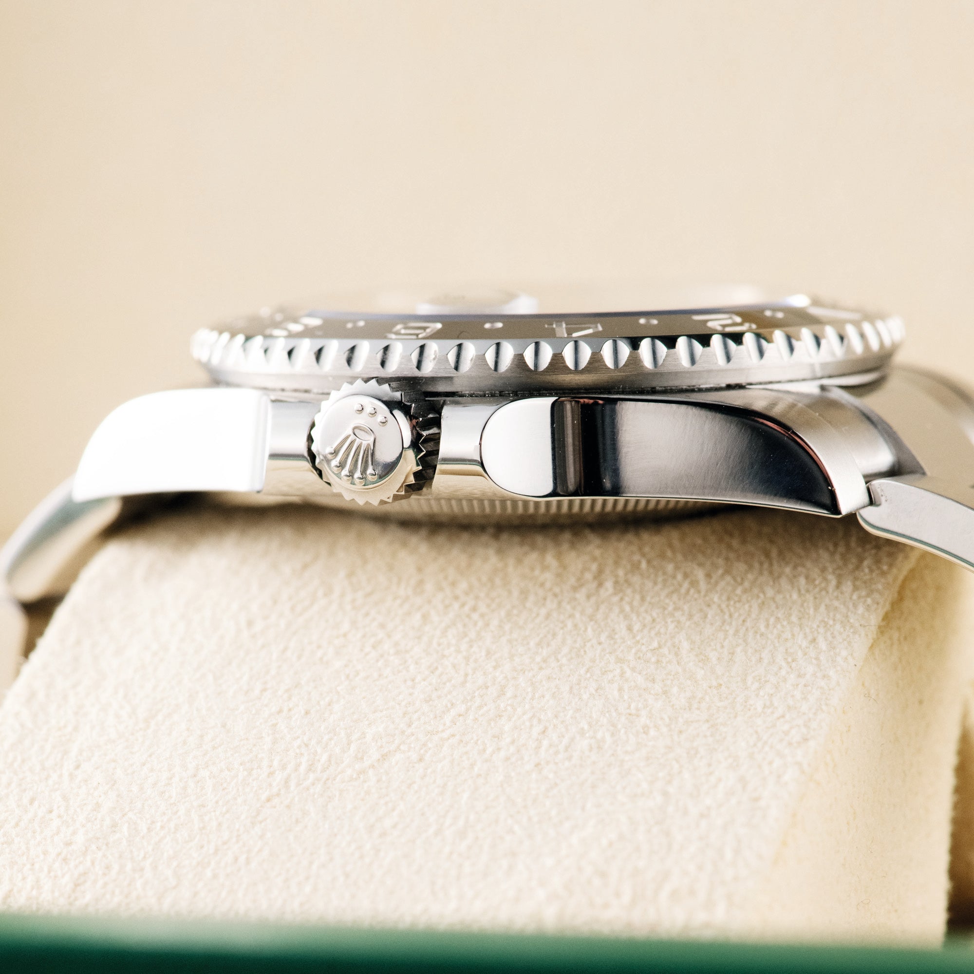 GMT-Master II 'Bruce Wayne', 126710GRNR-0004