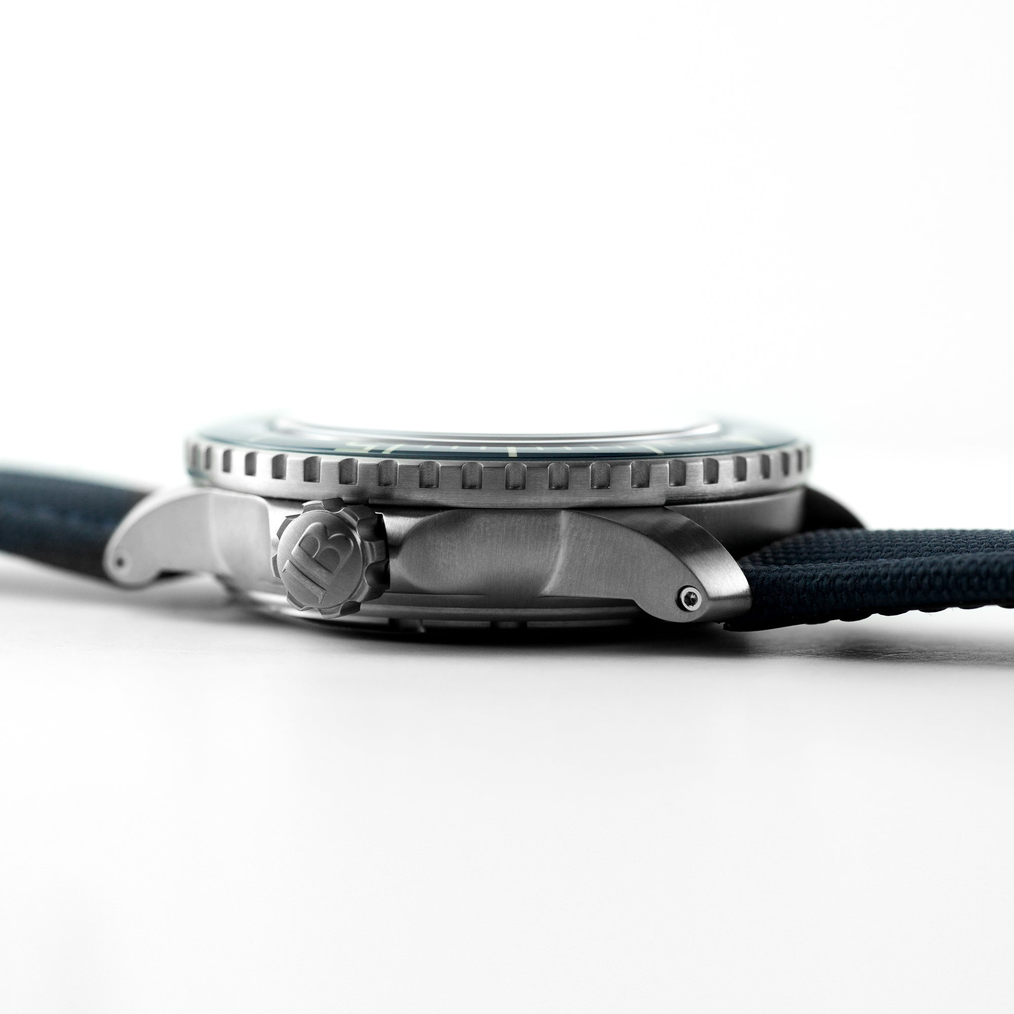 Fifty Fathoms, 5015-12B40-52A