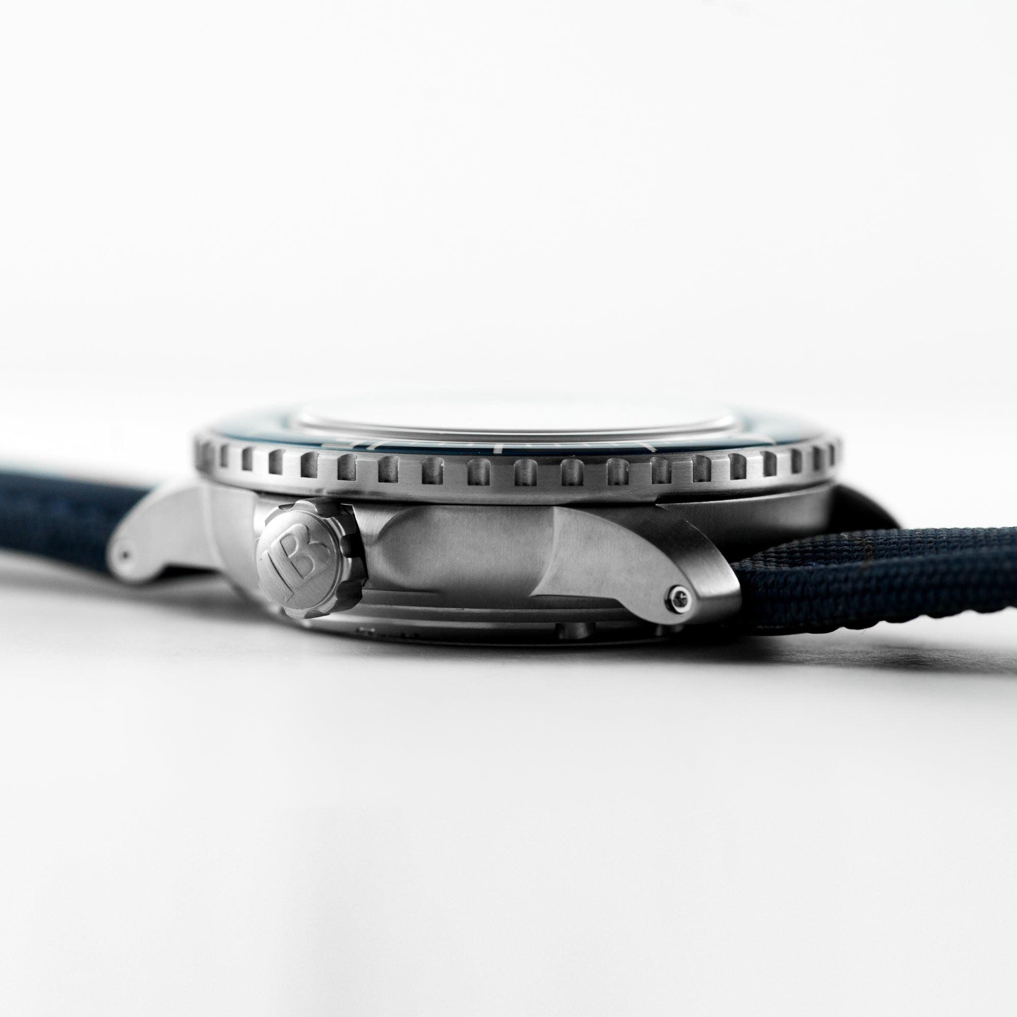 Fifty Fathoms, 5010 12B40 O52B