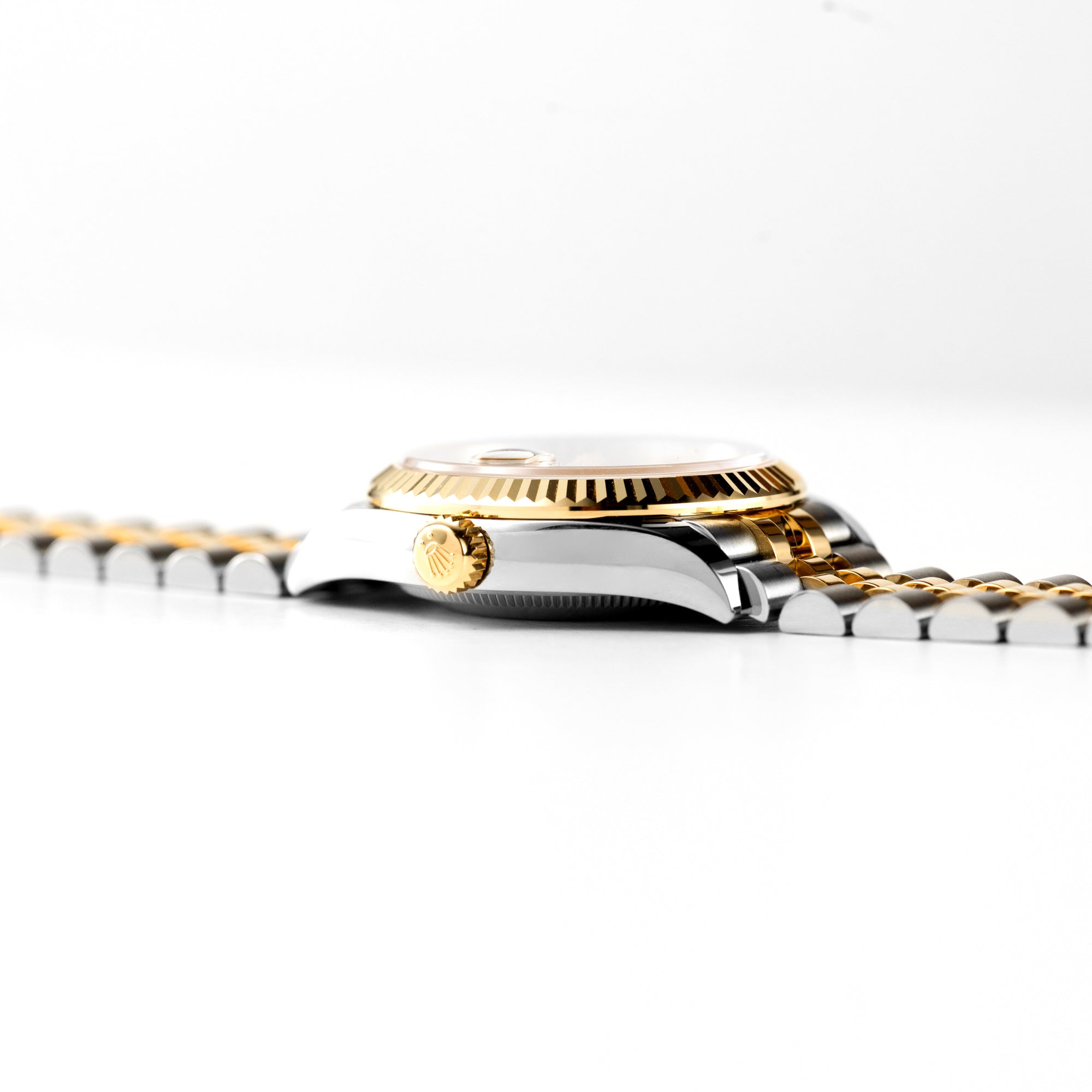 Date-Just 31, 278273