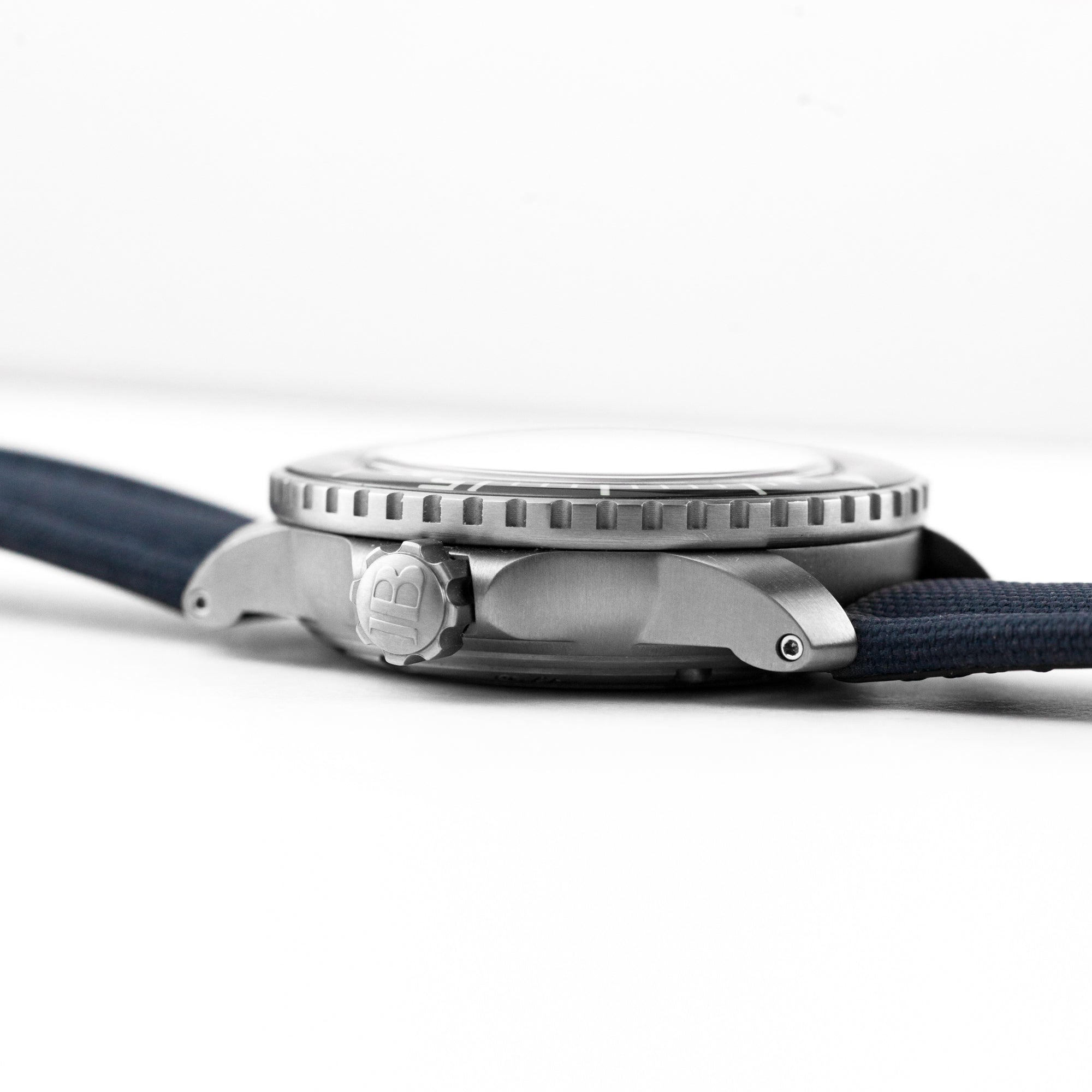 Fifty Fathoms, 5015-12B40-52A