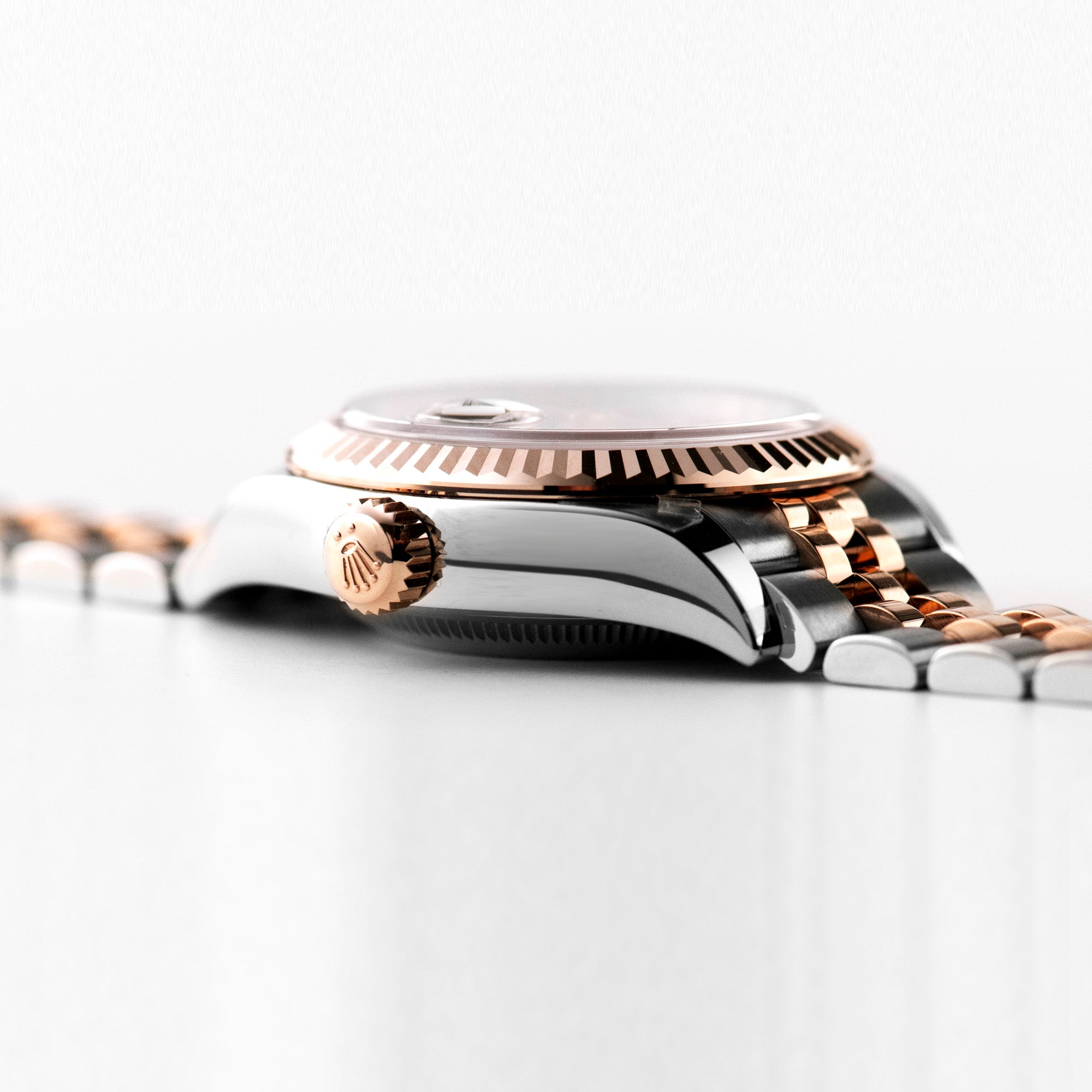 Date-Just 31, 278271