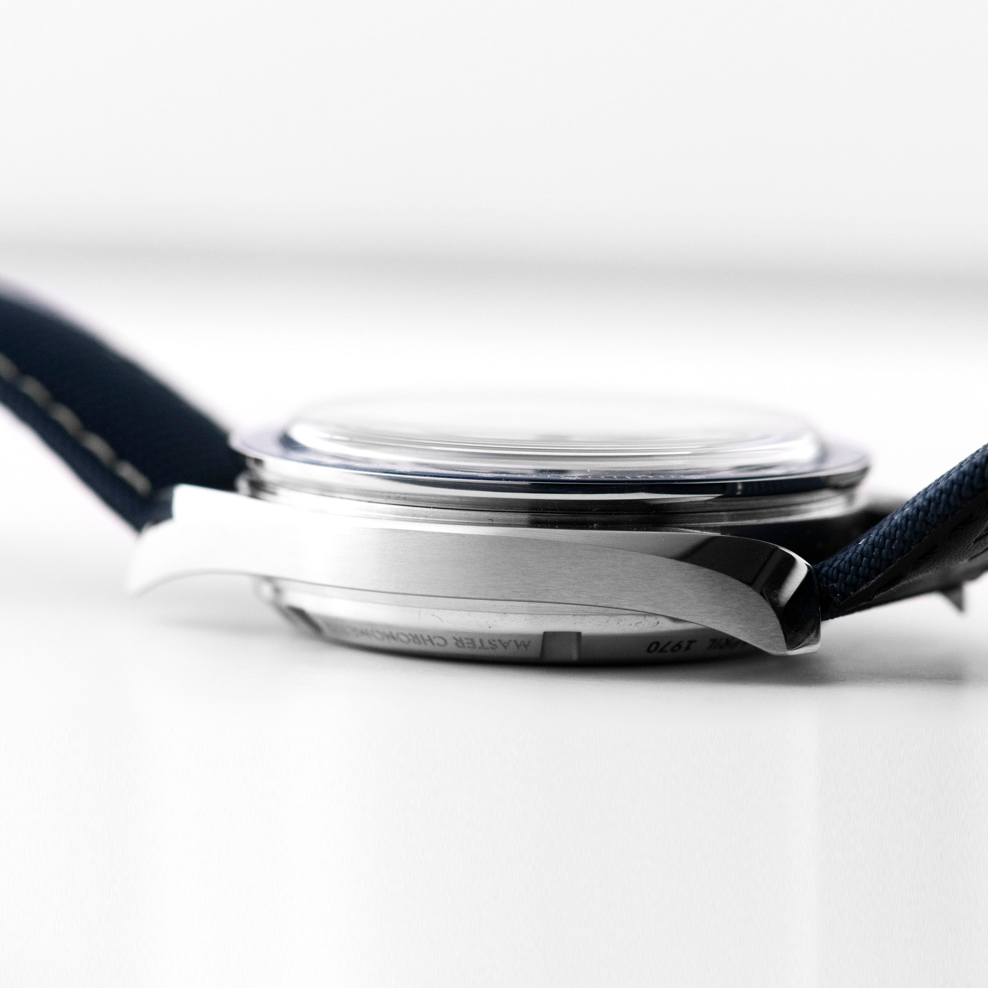 Speedmaster 'Snoopy', 310.32.42.50.02.001