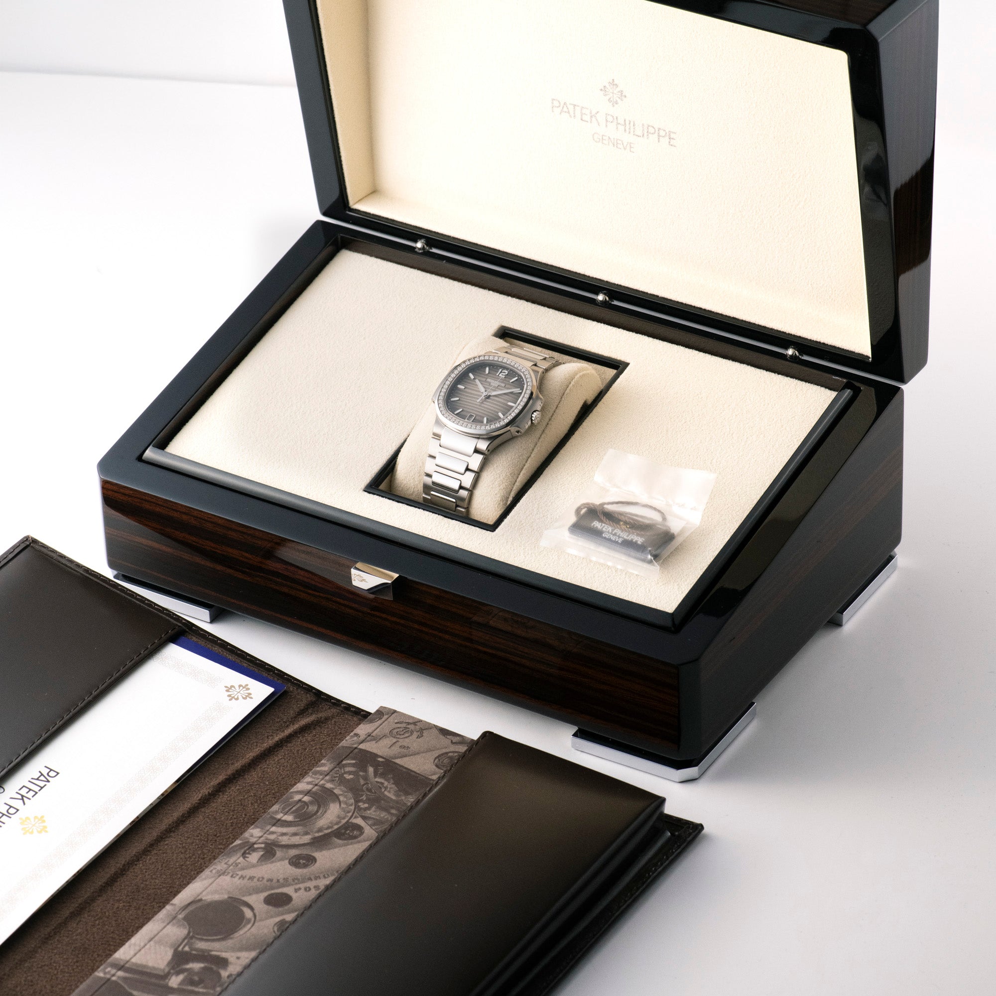 Nautilus, 7118/1200A