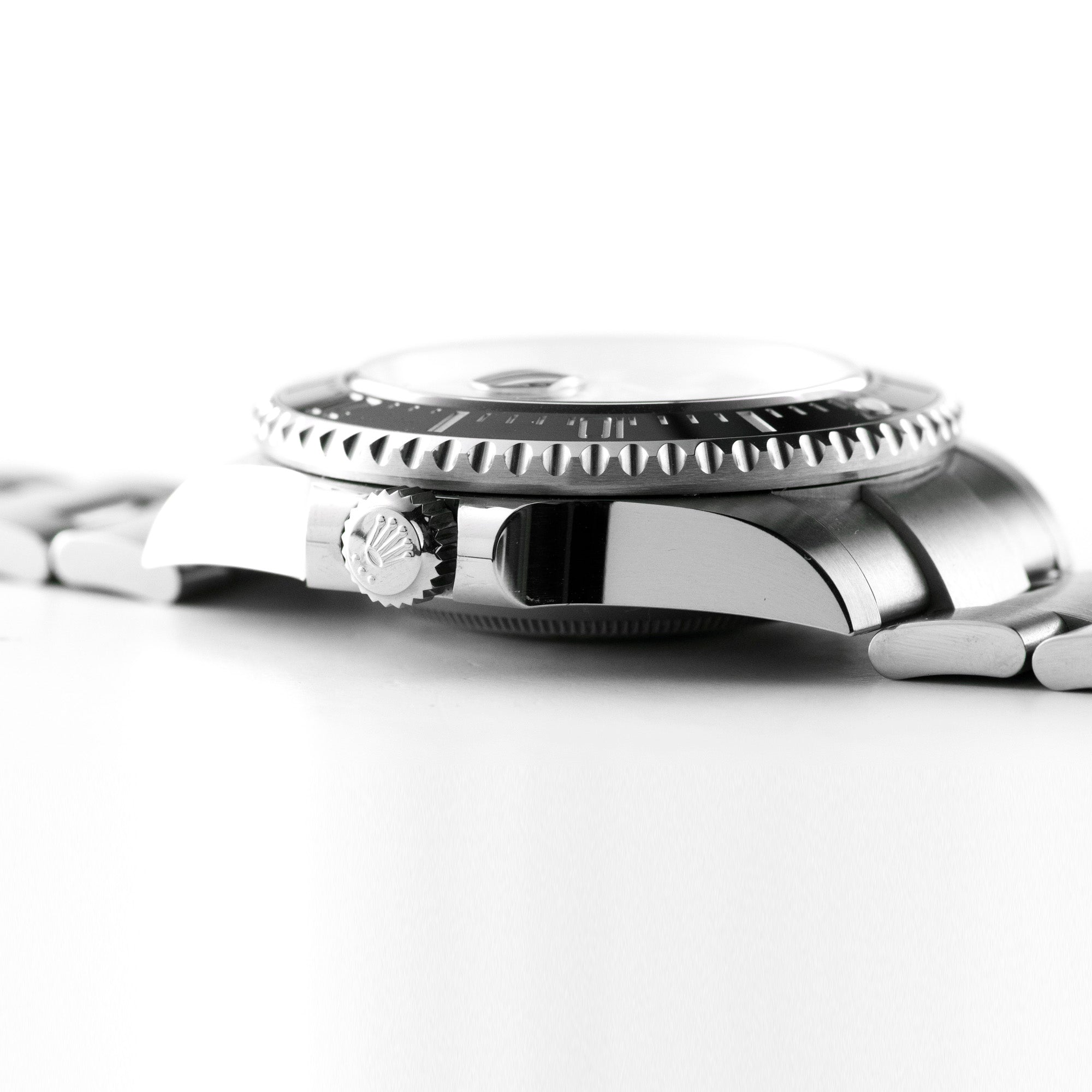 Sea-Dweller, 126600-0002