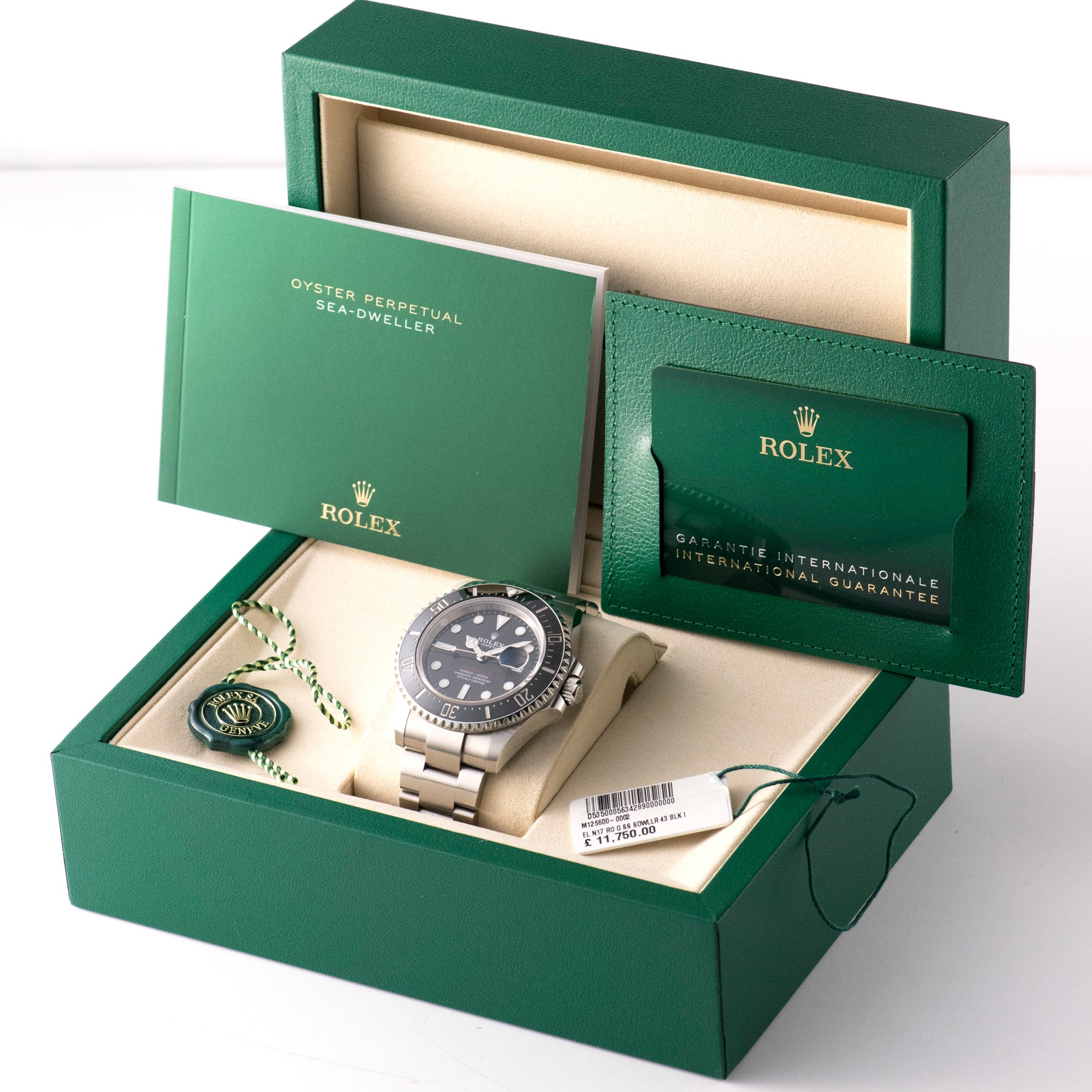 Sea-Dweller, 126600-0002