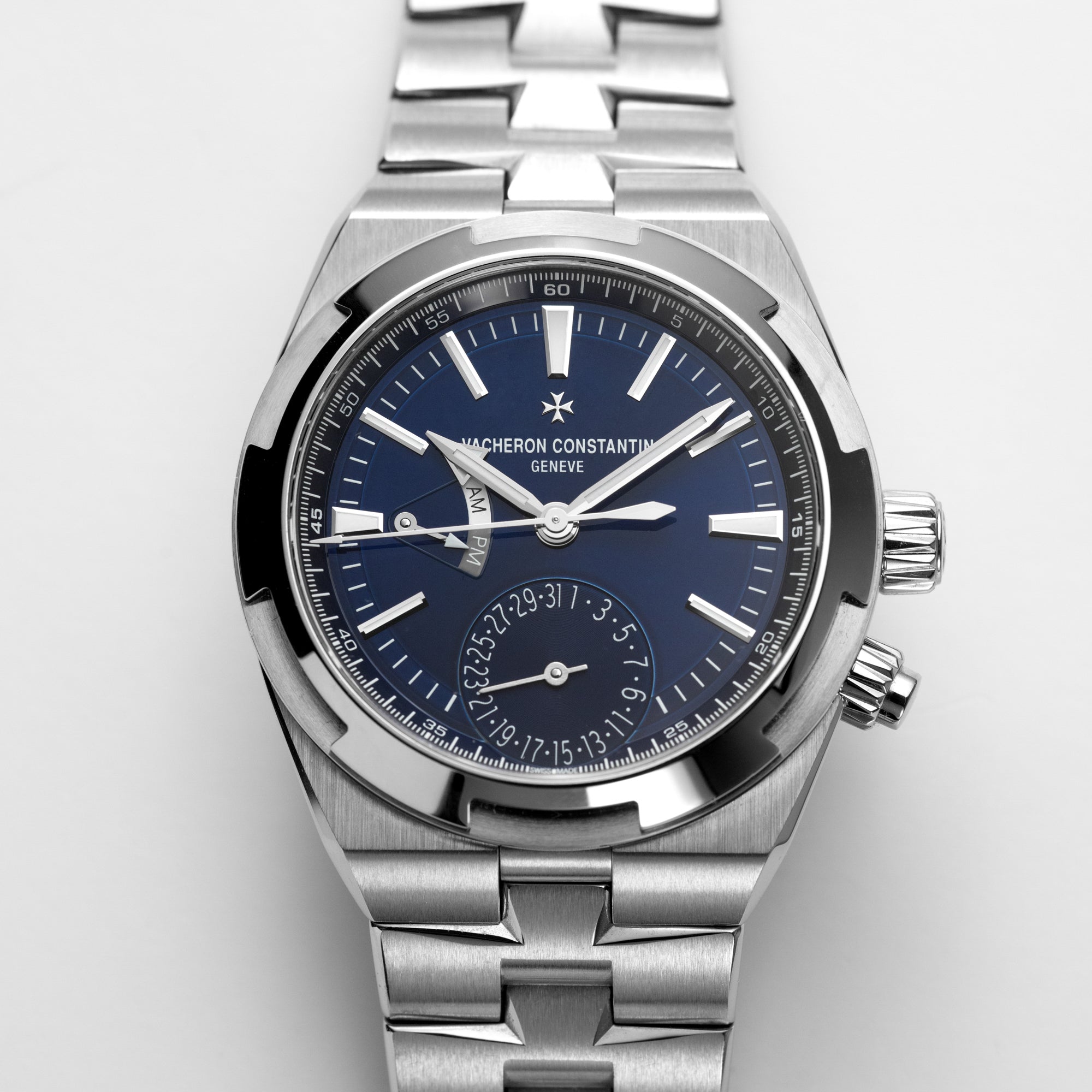 Vacheron Constantin Overseas Dual Time Onaro