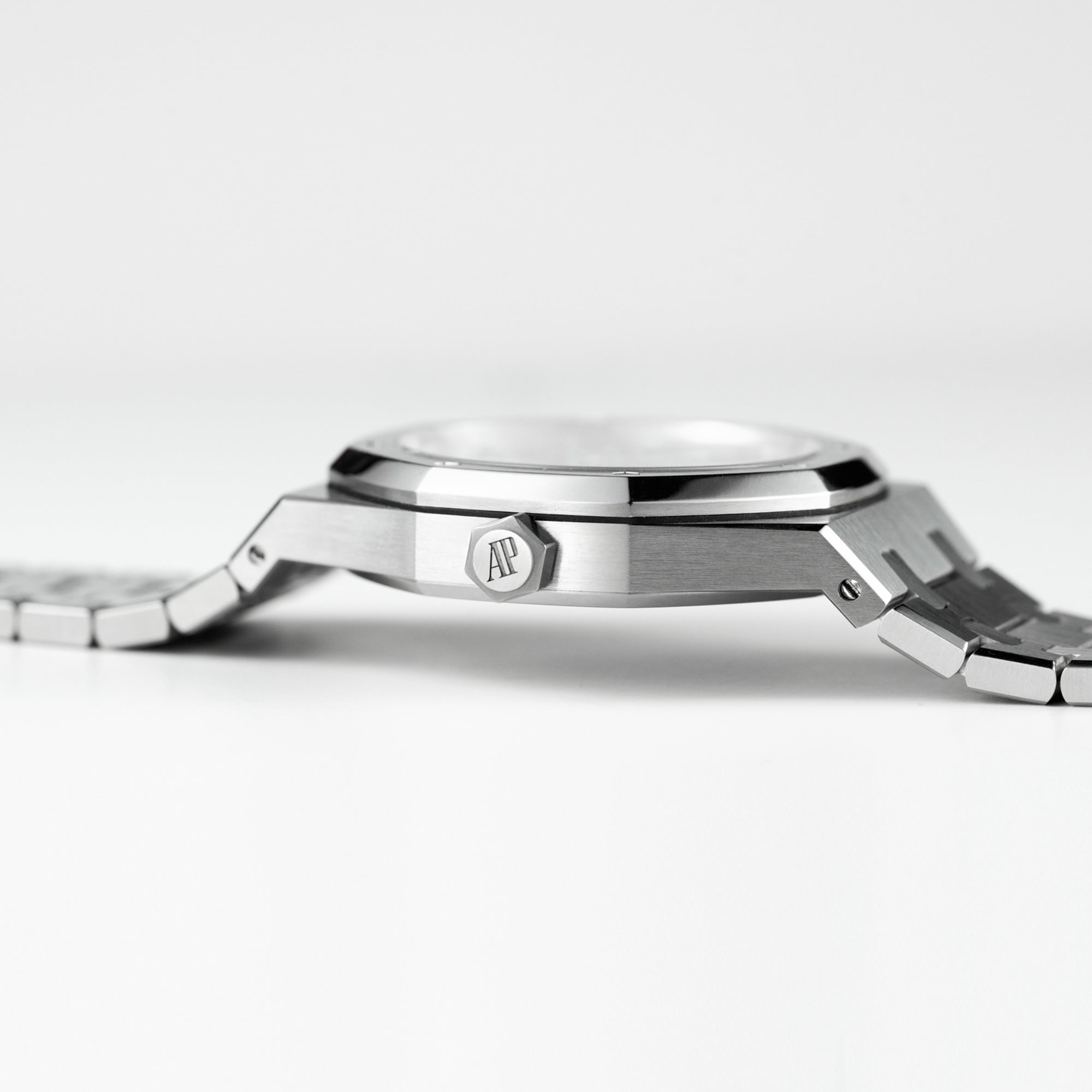 Royal Oak Skeleton, 15407ST