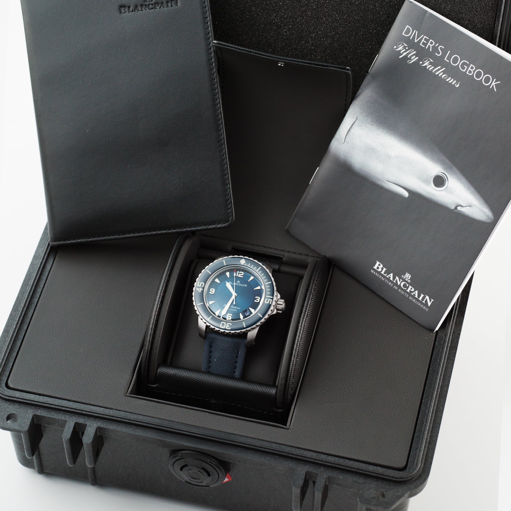 Fifty Fathoms, 5015-12B40-52A