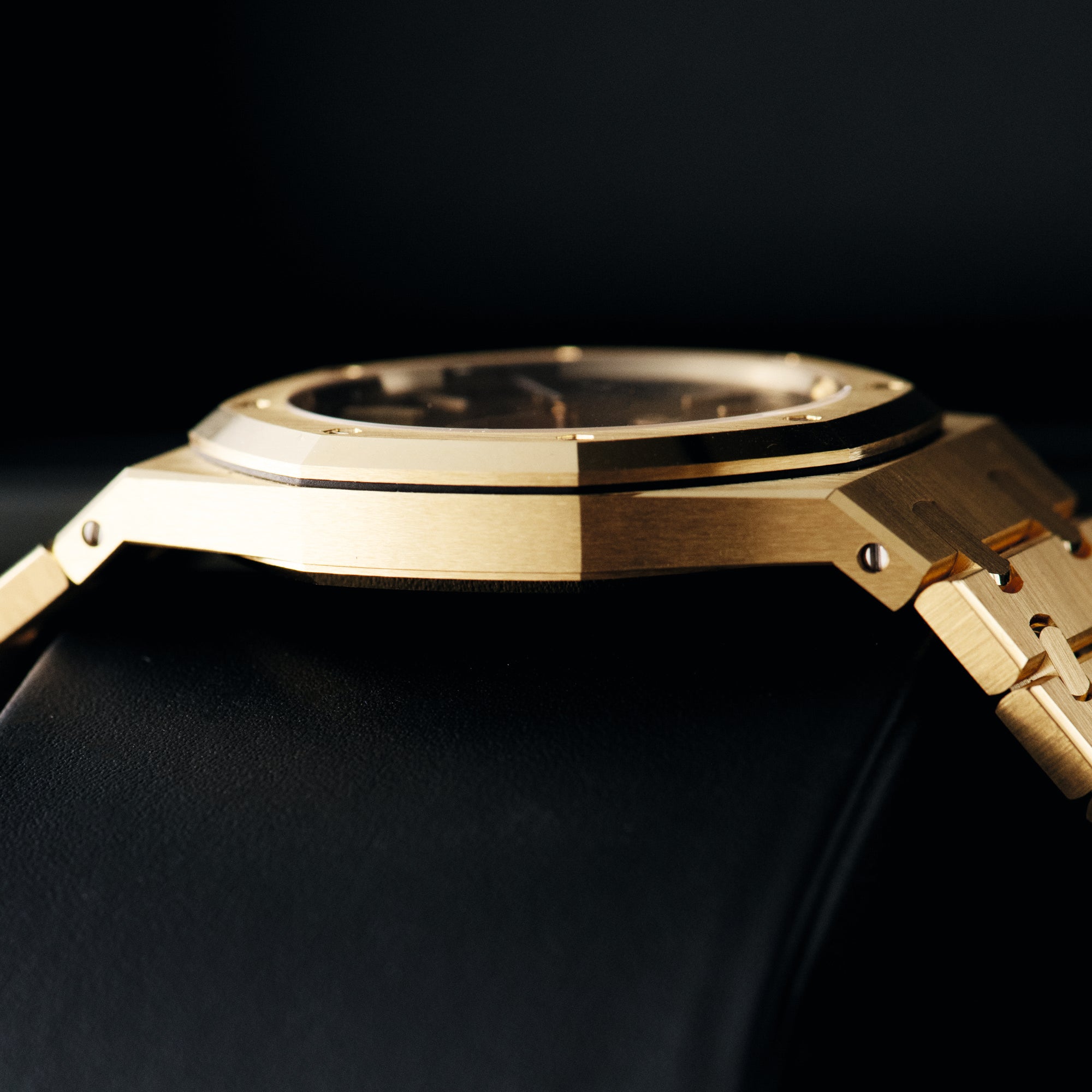 Royal Oak, 16202BA
