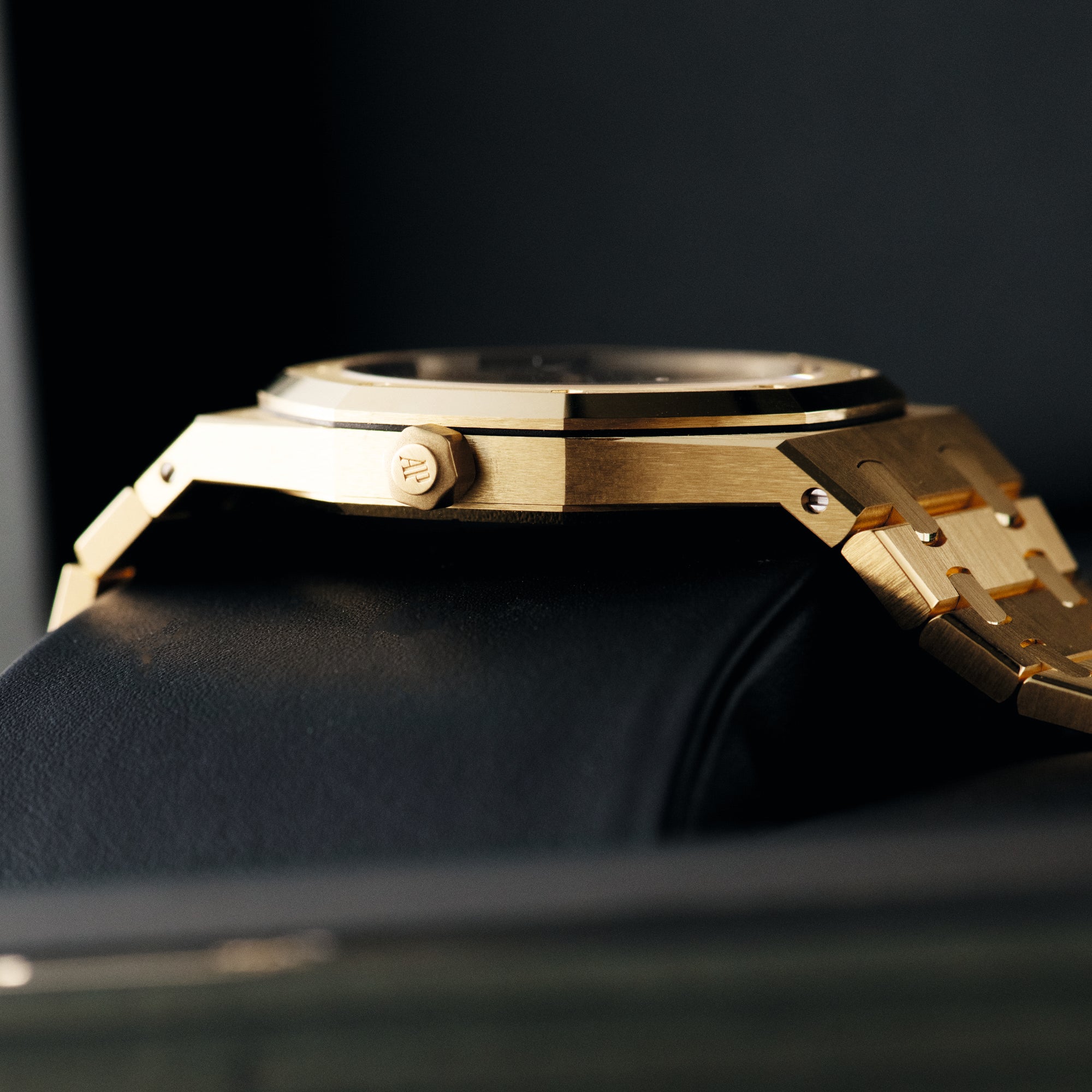 Royal Oak, 16202BA
