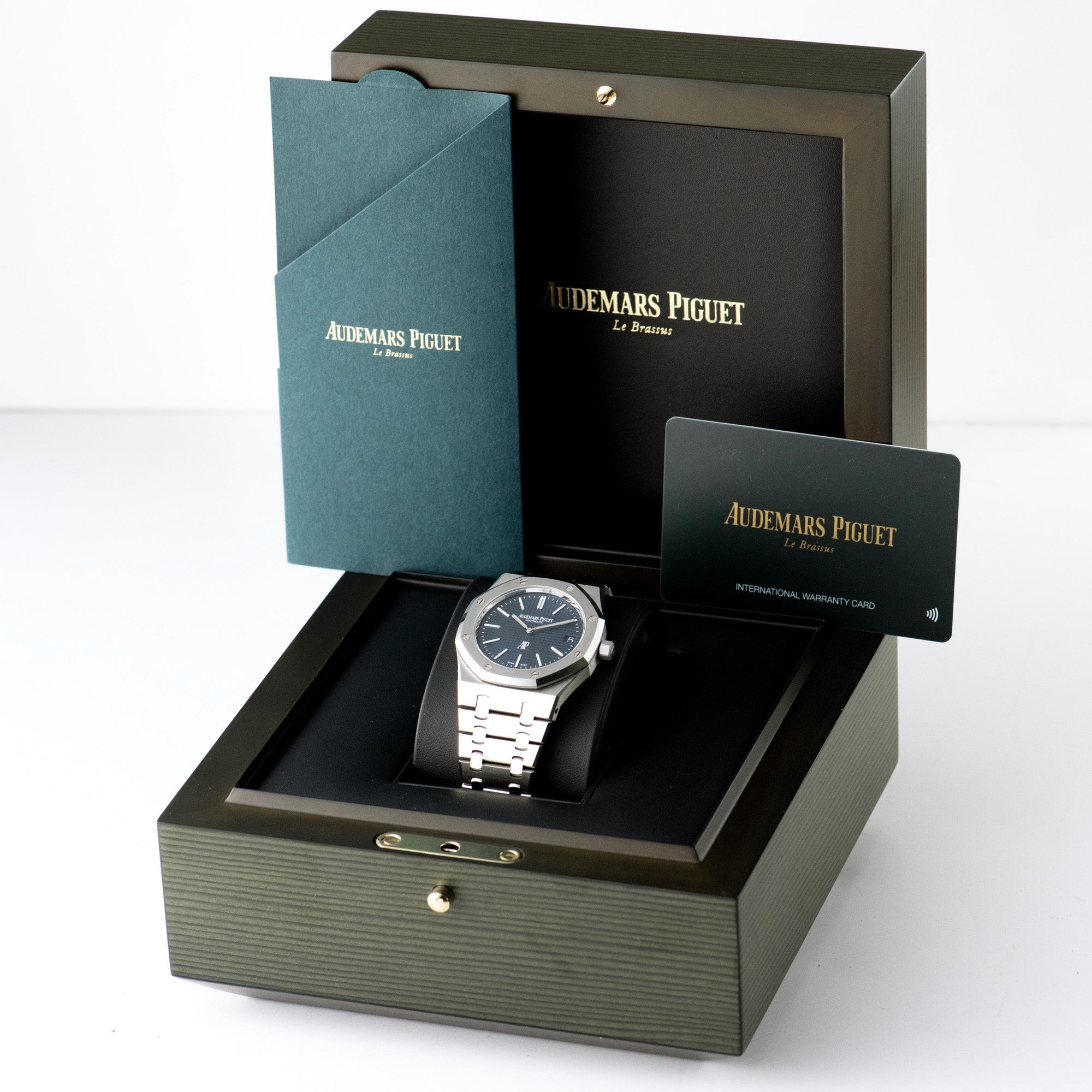 Royal Oak Jumbo Extra-Thin, 16202ST