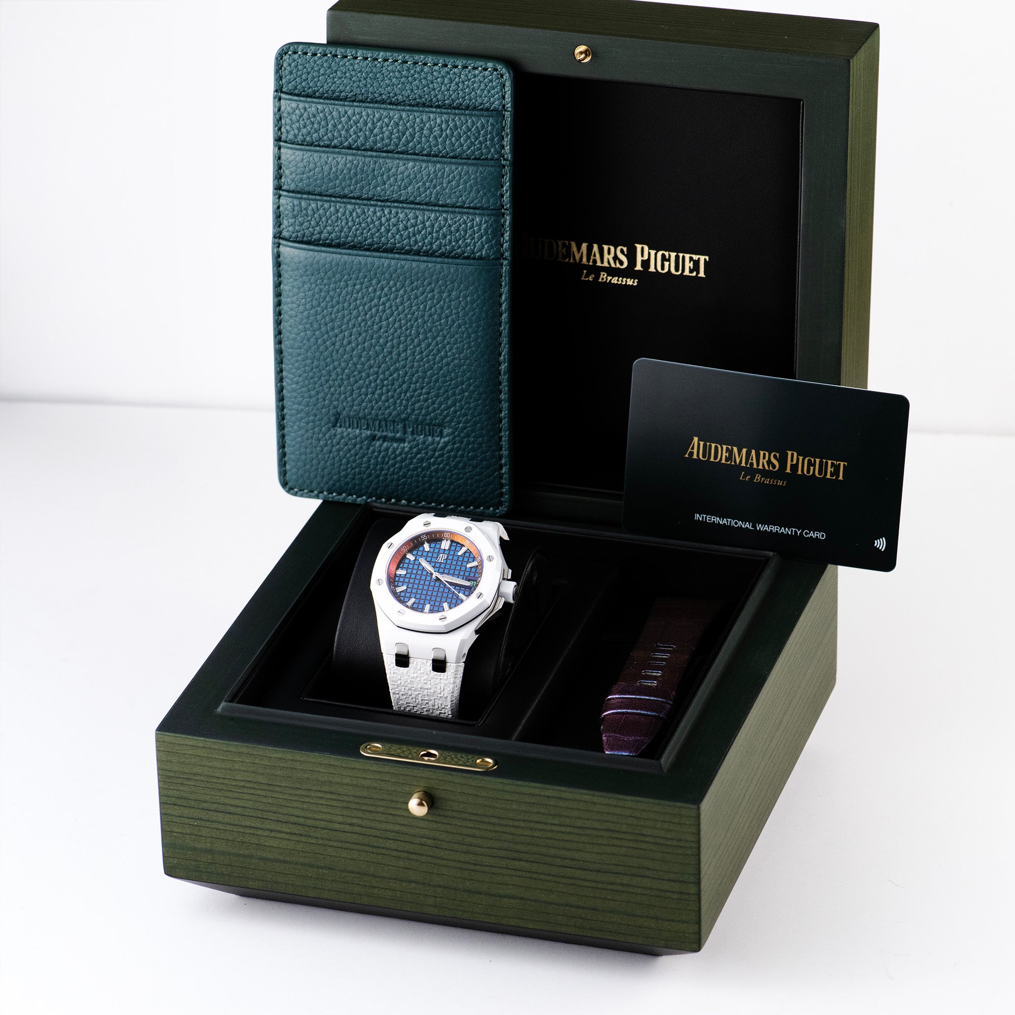 Royal Oak Offshore, 77605CB.OO.A422CR.01