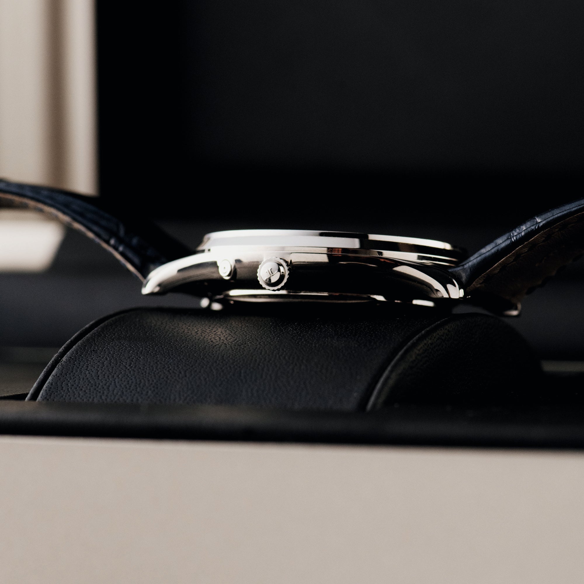 Master Ultra Thin Moon Enamel, Q13635E1