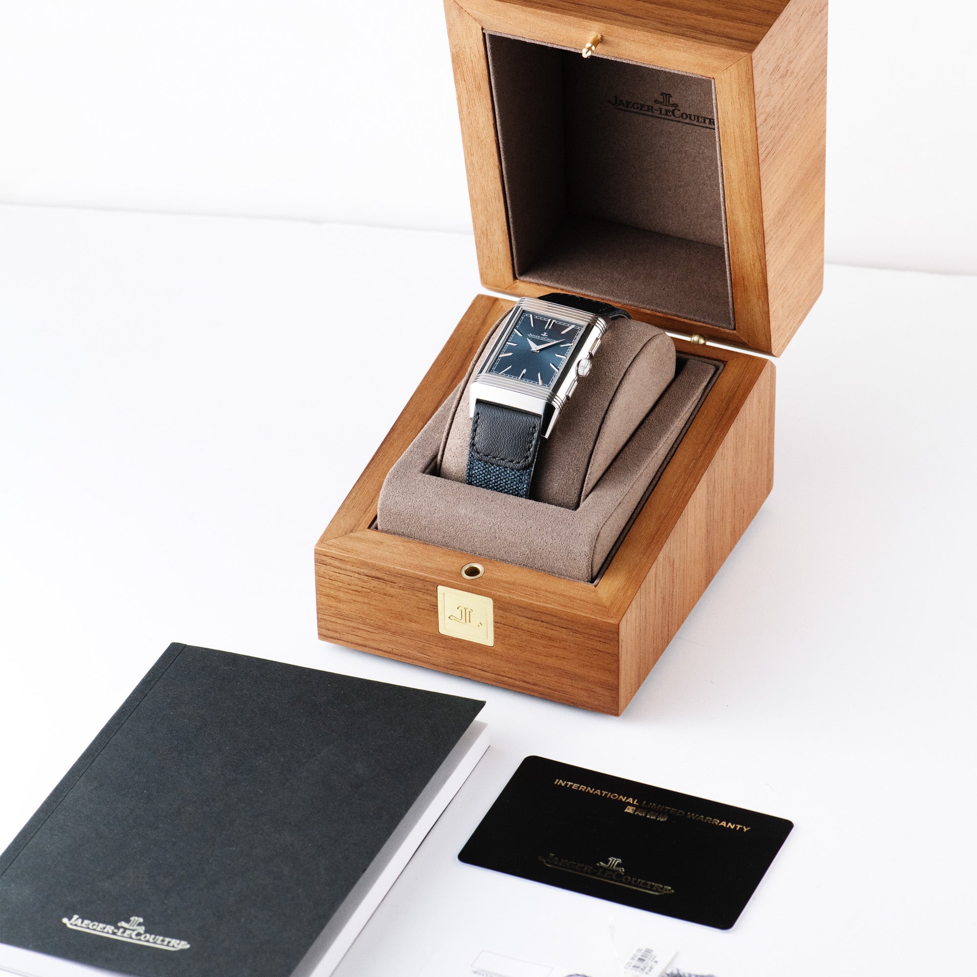 Reverso Tribute Chronograph, Q389848J