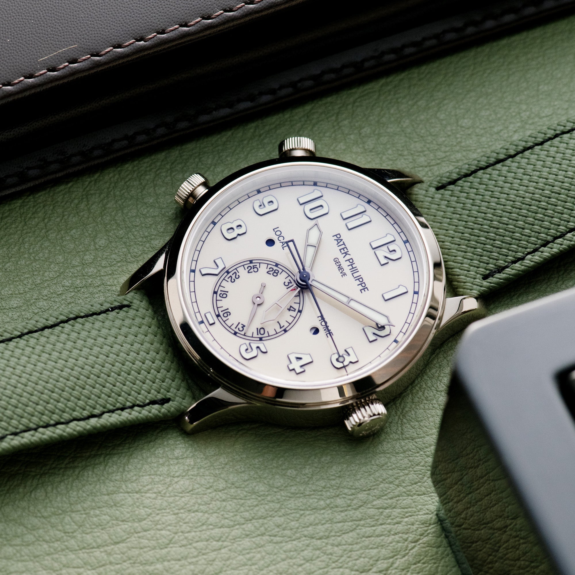Calatrava Pilot Travel Time, 5524G-010