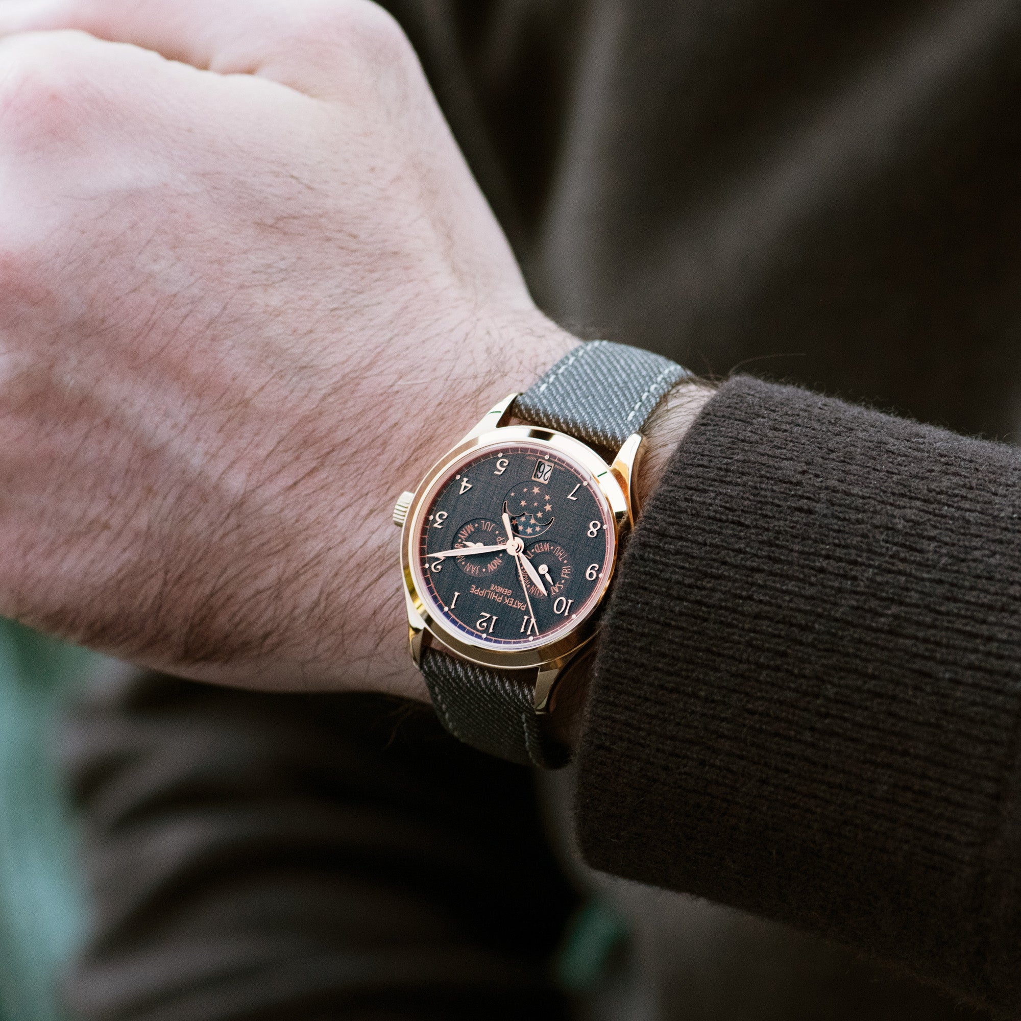 Complications, 4946R-001