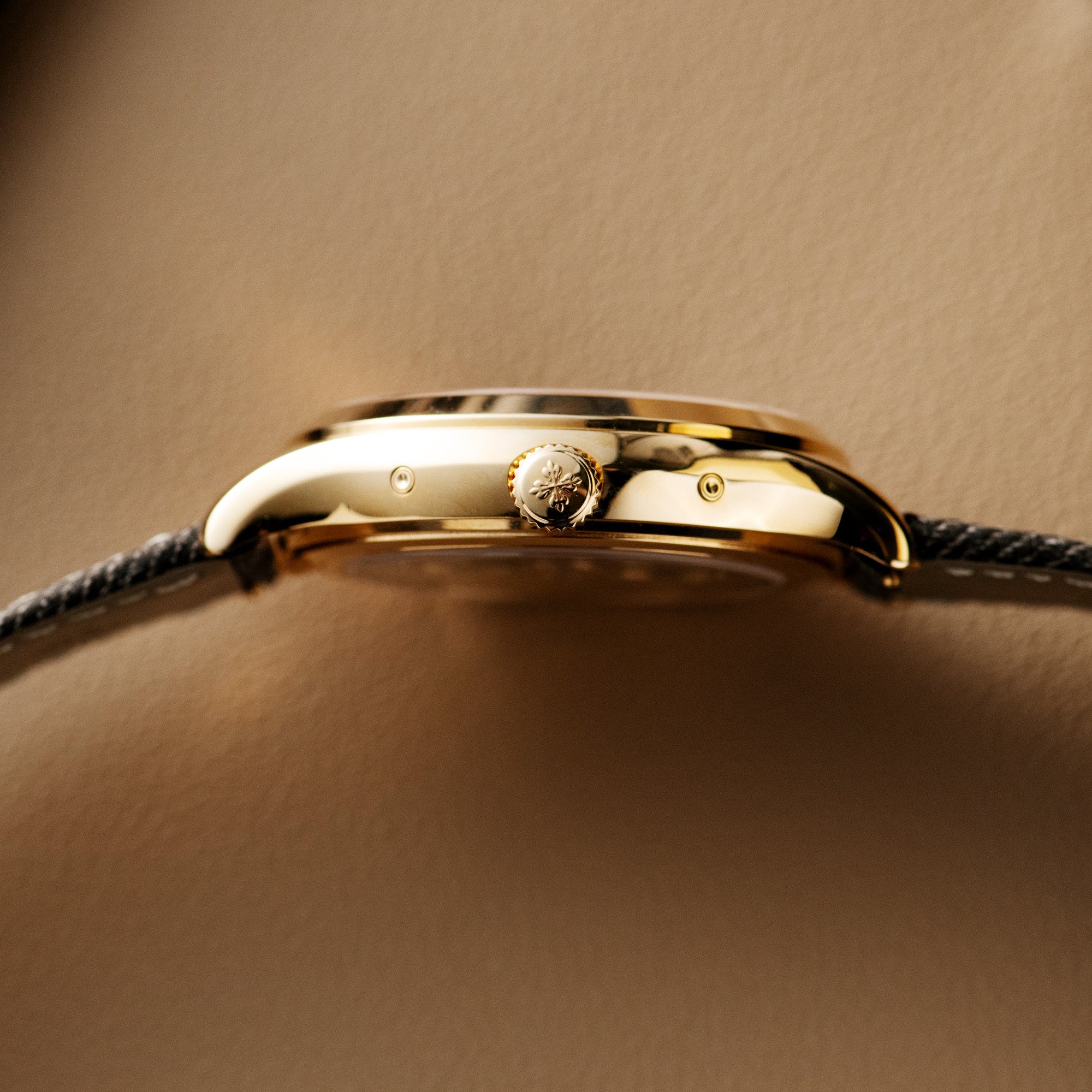 Complications, 4946R-001