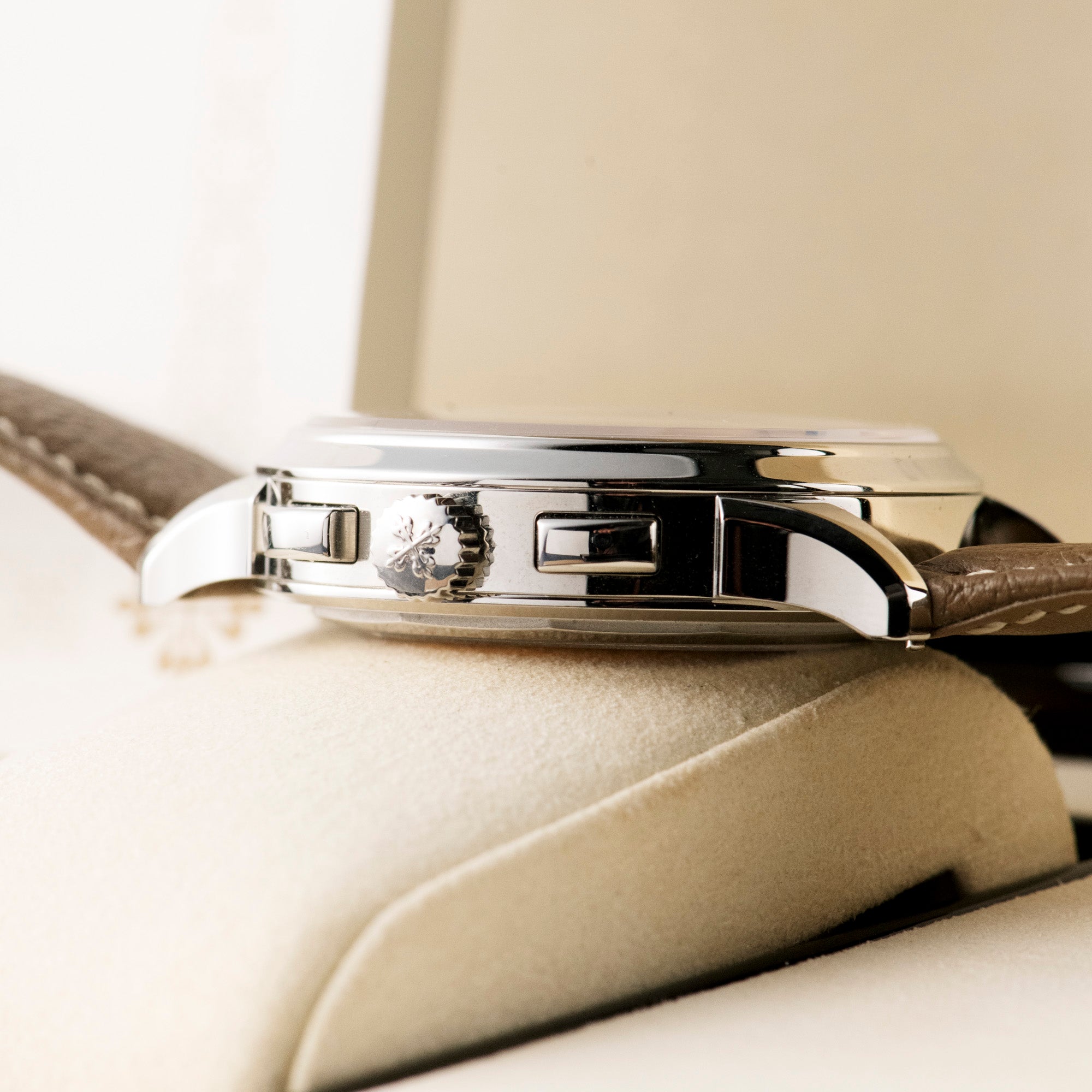 Complications World Time, 5935A-001