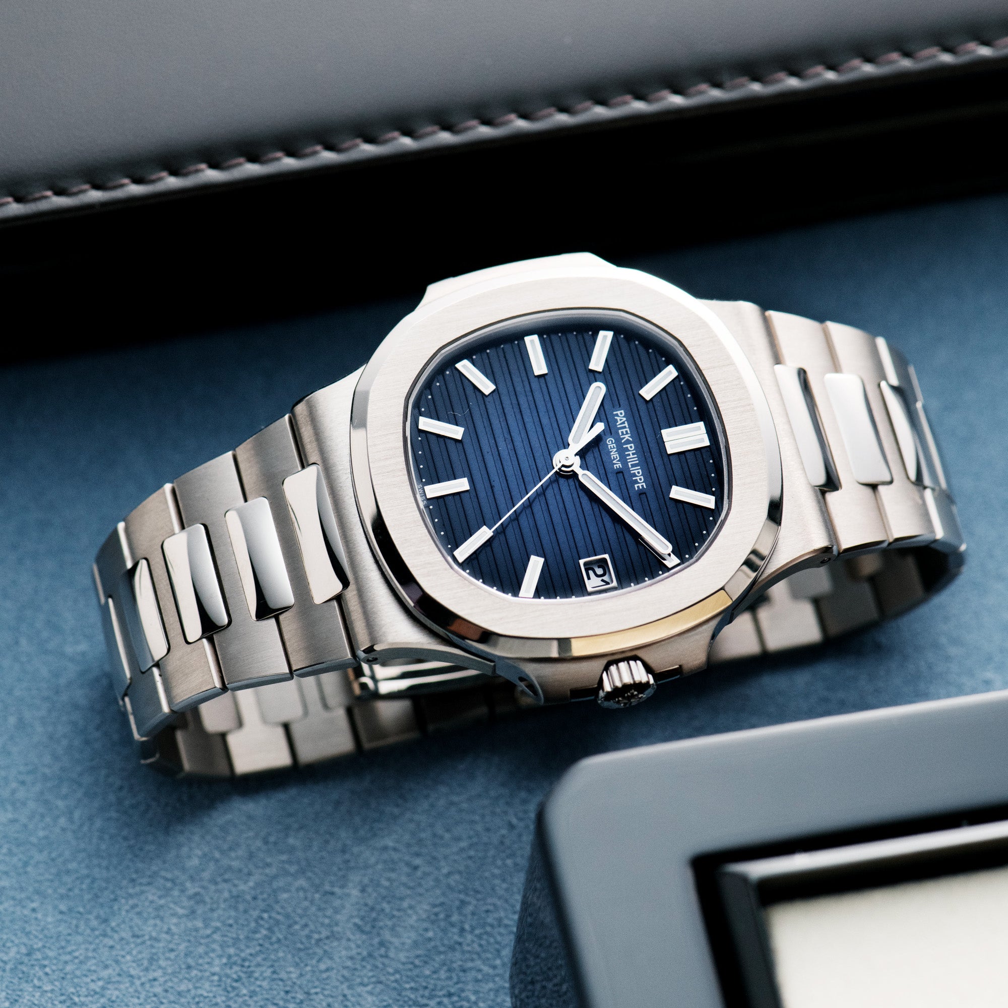 Nautilus, 5811/1G-001